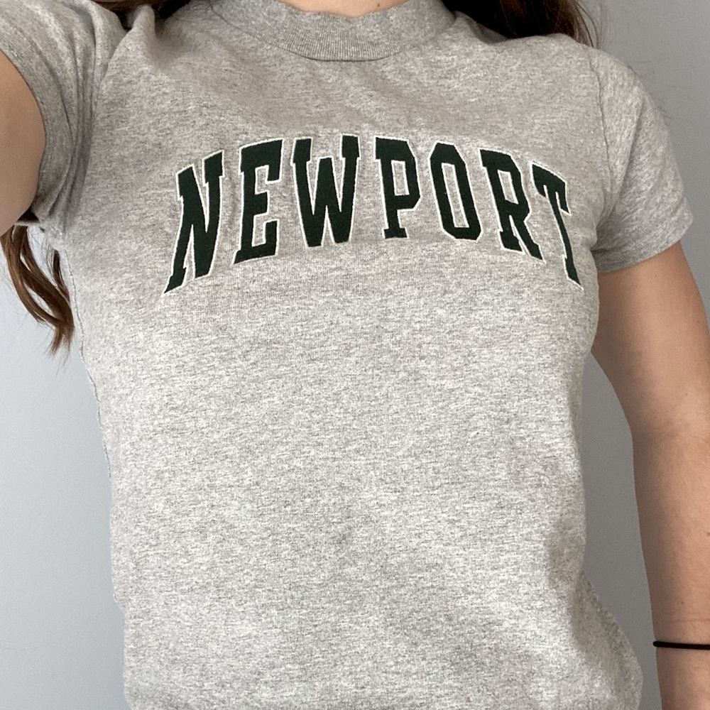 Brandy Melville Newport Grey tee
